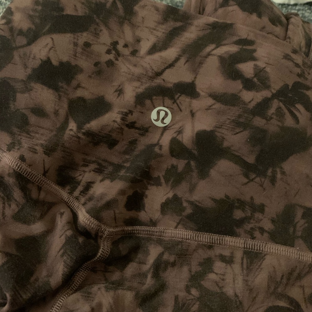 Full length lululemon align leggings worn once!!